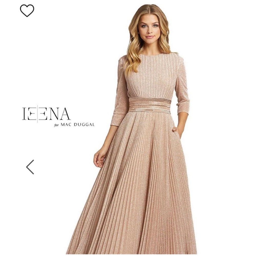 NWT MAC DUGGAL PLEATED DRESS - Picture 1 of 4